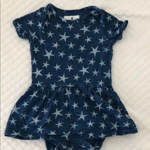 Baby girl onsie with skirt 12-18 month